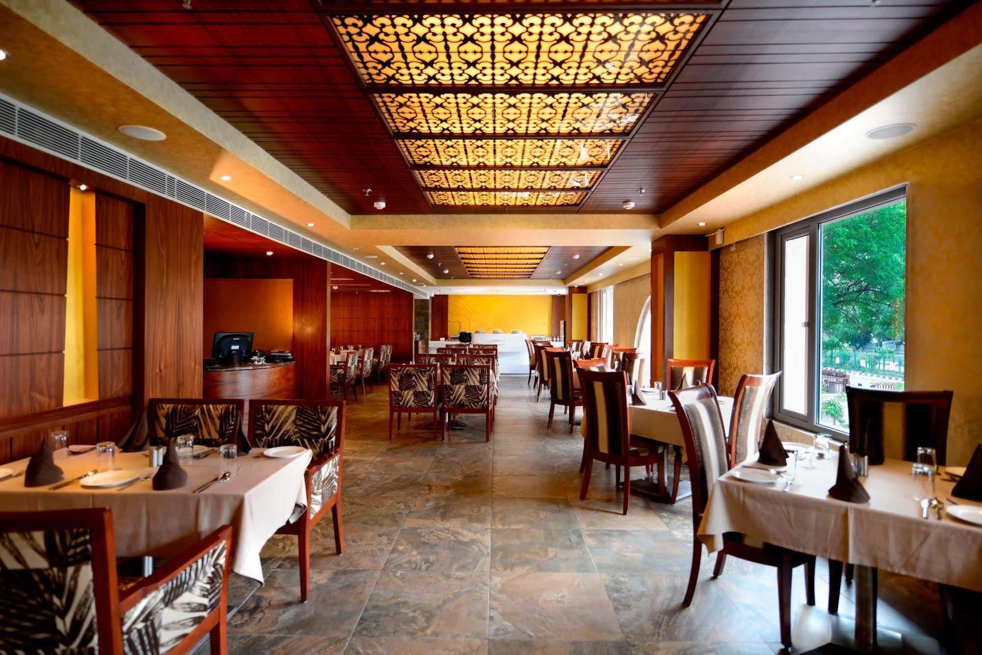 Hotel Regent Grand Neu-Delhi Exterior foto